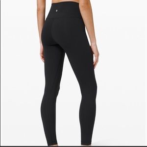 Lululemon wunder under HR tight